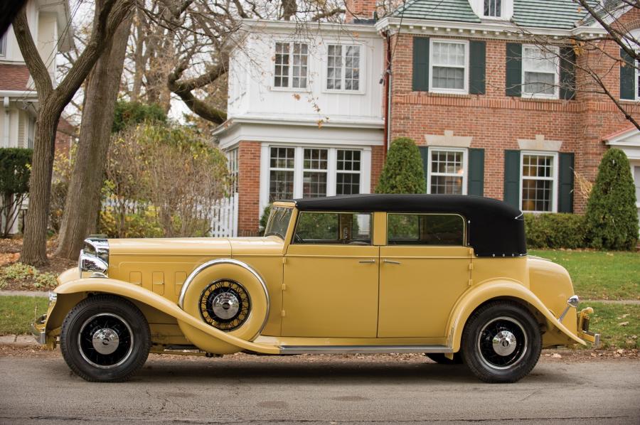 Marmon Sixteen Convertible Sedan 1933 года  (фото 7 из 9)